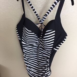 Old Navy Black and White Secret Slim Swimsuit 3x